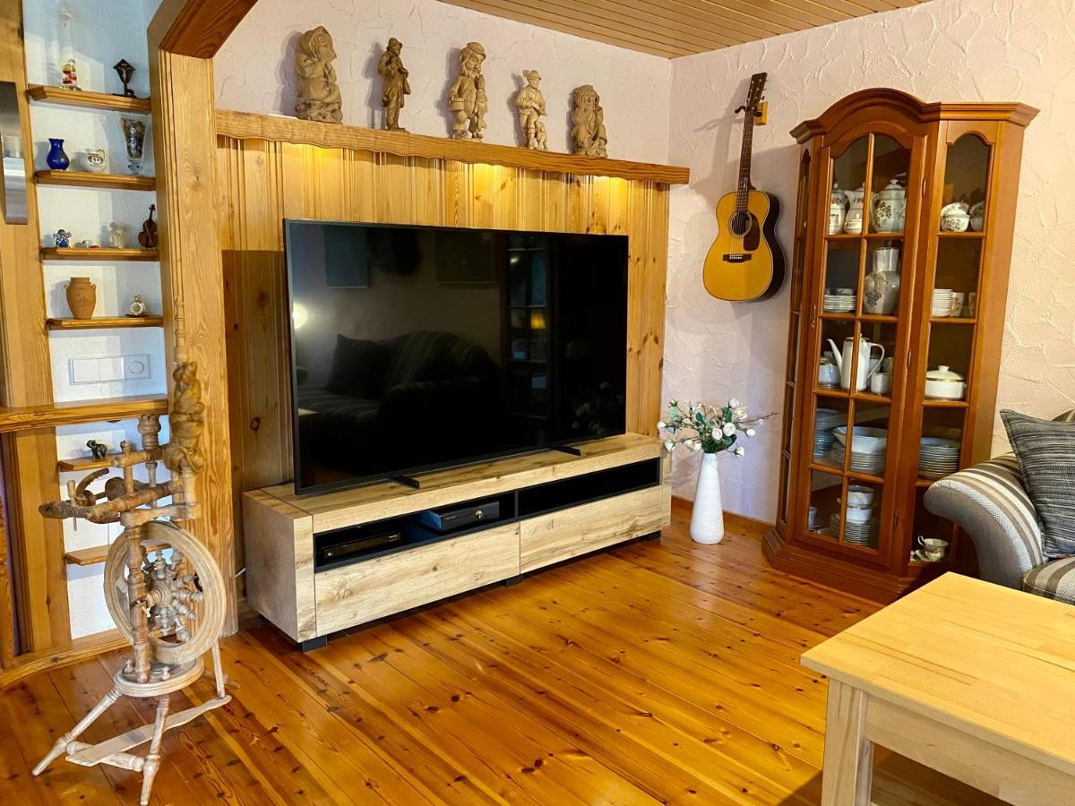 Ferienwohnung Zur Bierliebe - Mit Toller Aussicht Im Herzen Des Schwarzwaldes Хорнберг Экстерьер фото